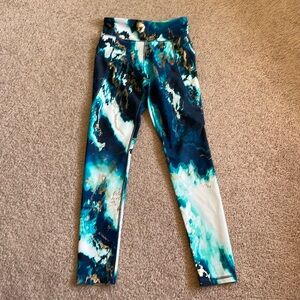Old navy active leggings. High-rise go-dry. L (10/12)